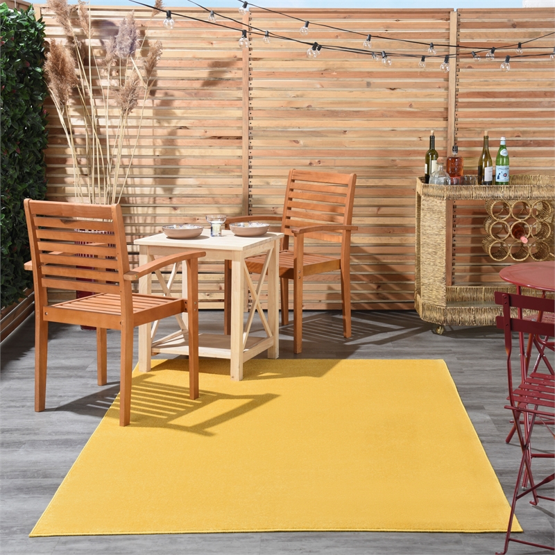 Pemberly Row 5' x 7' Yellow Fabric Outdoor Area Rug (5' x 7')