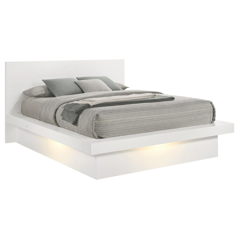 Pemberly Row Wood Eastern King Platform Bed with Rail Seating in White