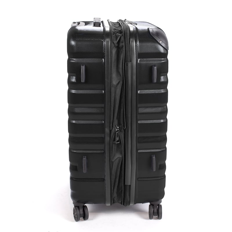 Pemberly Row Traditional Plastic 3-Piece Hardside Luggage Set in Black