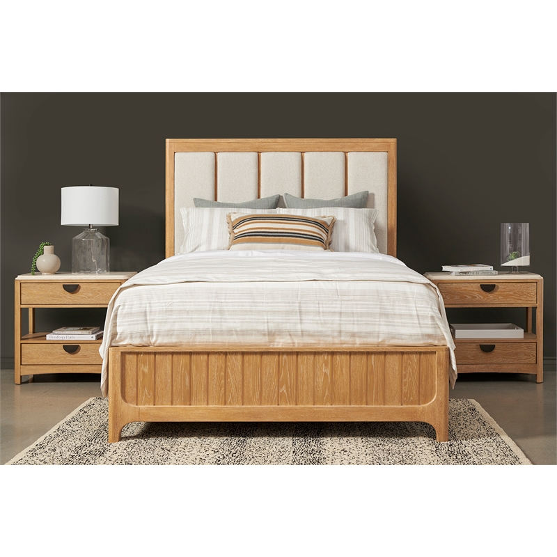 Pemberly Row Contemporary Engineered Wood Bedroom Queen Panel Bed in Brown