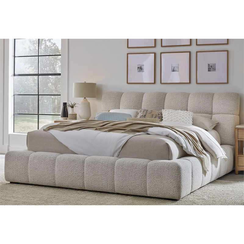 Pemberly Row Traditional Fabric Upholstered Queen Bed in Beige