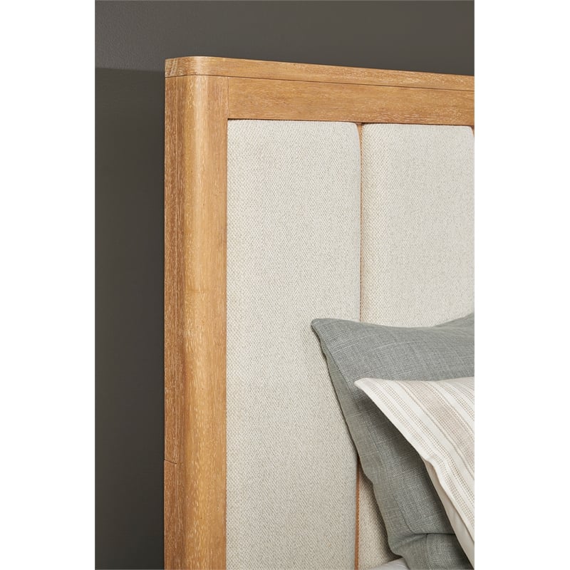 Pemberly Row Queen Panel Bed 2 Nightstands Dresser with Mirror and Chest