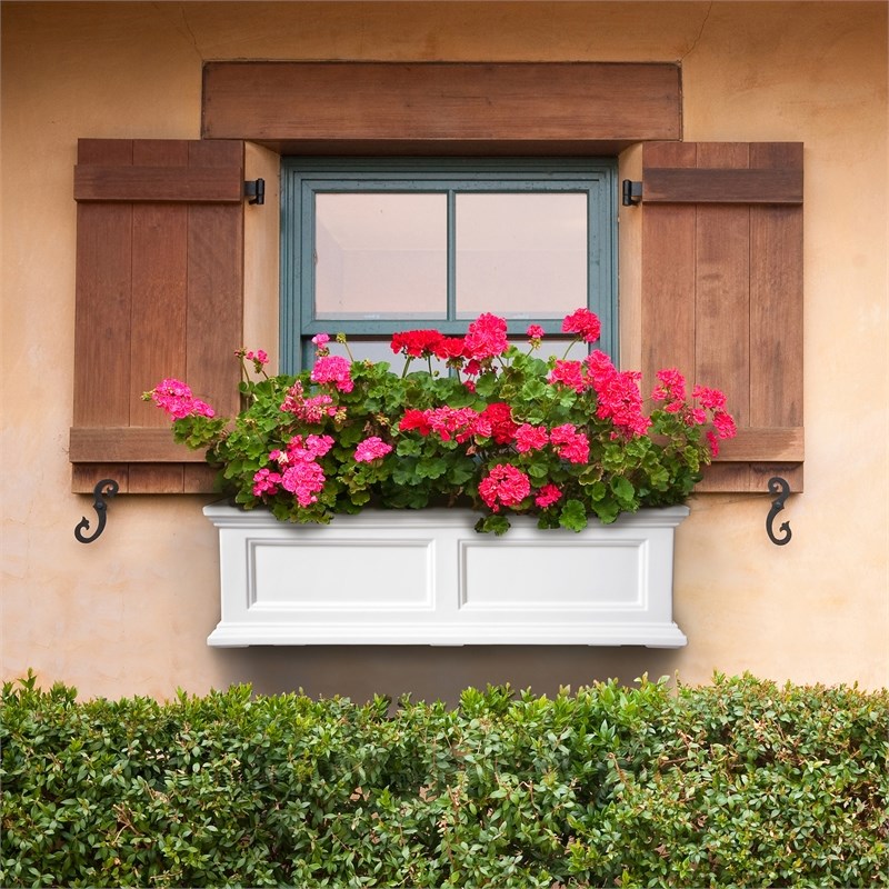 Pemberly Row 3ft Traditional Plastic Window Box in White Finish