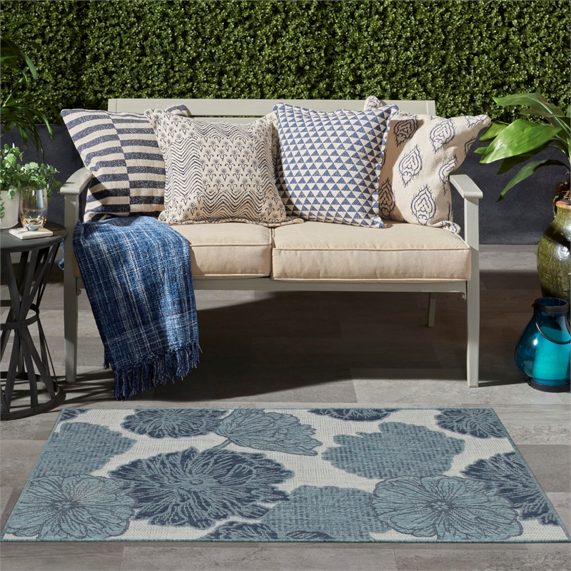 Pemberly Row Contemporary 2' x 4' Blue Polypropylene Area Rug