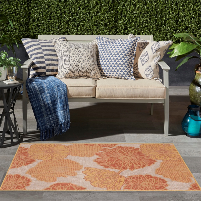 Pemberly Row Contemporary 2' x 4' Coral Polypropylene Area Rug