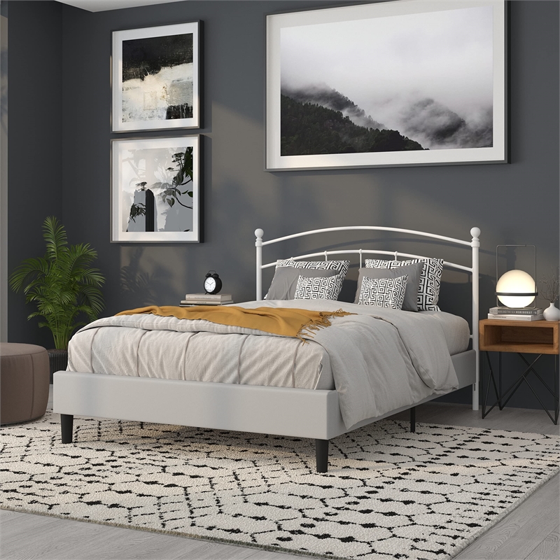 Pemberly Row Contemporary Queen Metal Spindle Headboard in White