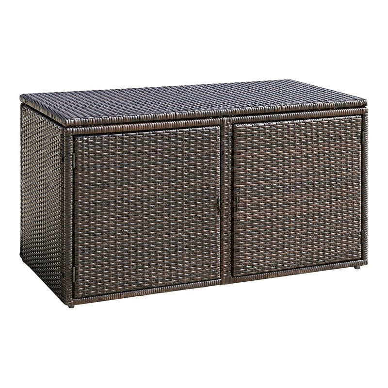 Pemberly Row 88-gallon Contemporary Rattan Patio Container Box Bin in Brown