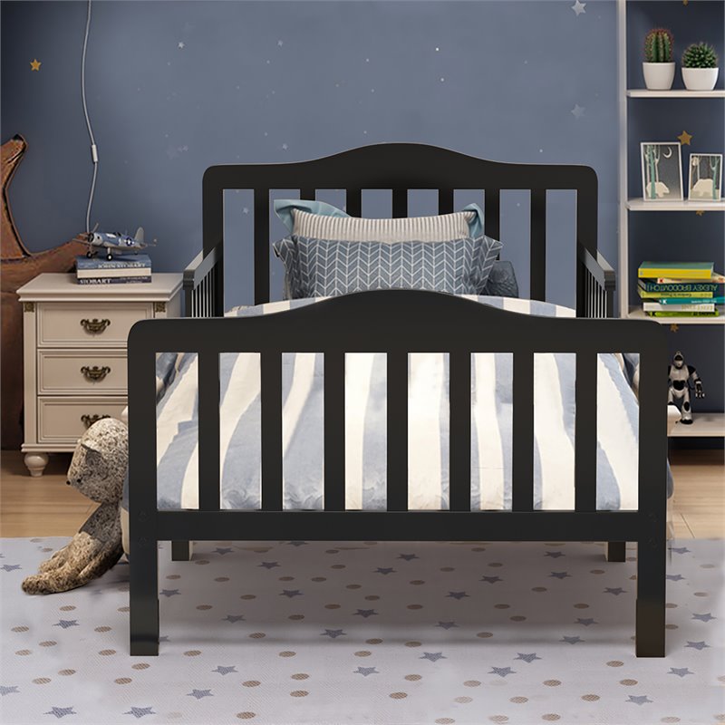 Pemberly Row Solid Rubber and Poplar Wood Toddler Bed with Guardrails in Black