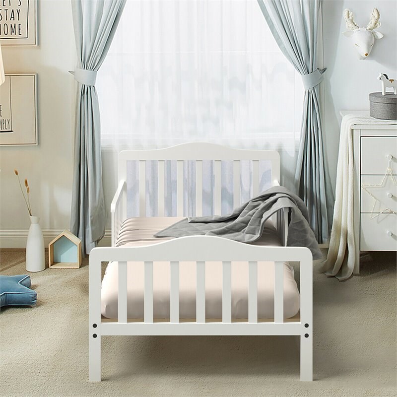 Pemberly Row Solid Rubber and Poplar Wood Toddler Bed with Guardrails in White