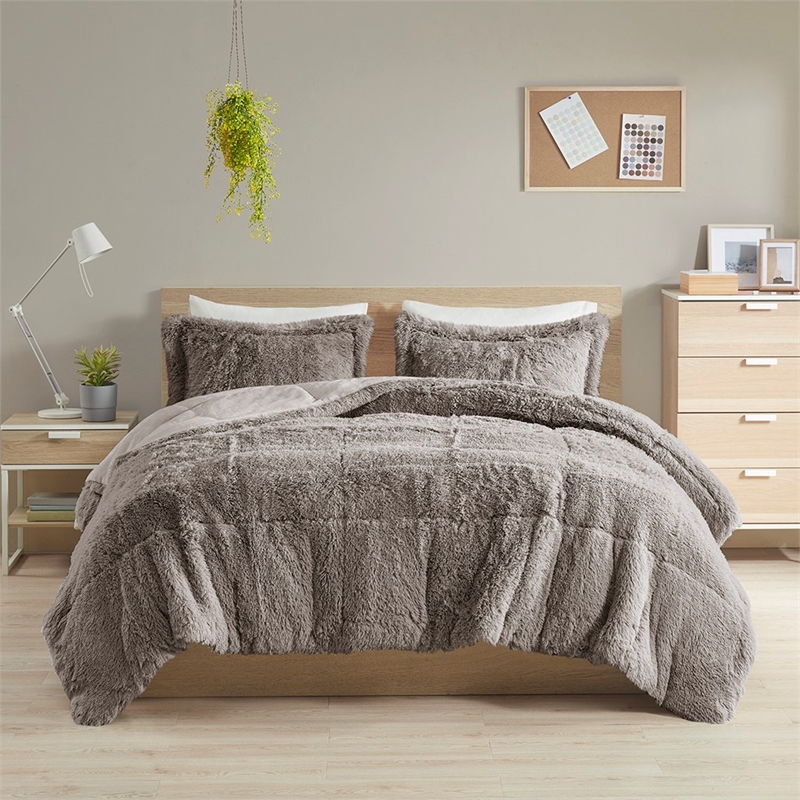 Pemberly Row Polyester Back Shaggy Long Fur Comforter Set in Gray