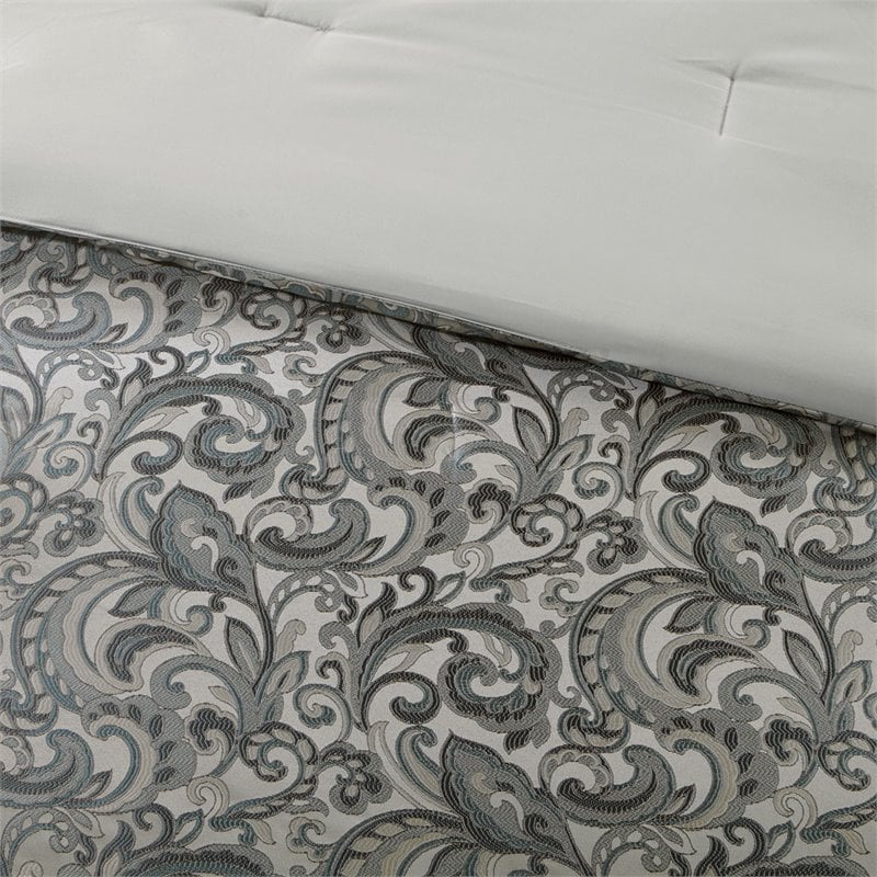 Pemberly Row Contemporary 24-Piece Polyester Comforter Set in Blue