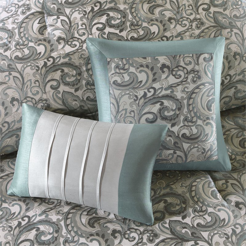 Pemberly Row Contemporary 24-Piece Polyester Comforter Set in Blue