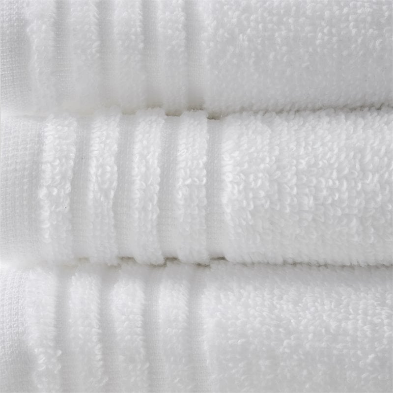 Pemberly Row Big Bundle 12-piece Cotton Bath Towel Set in White