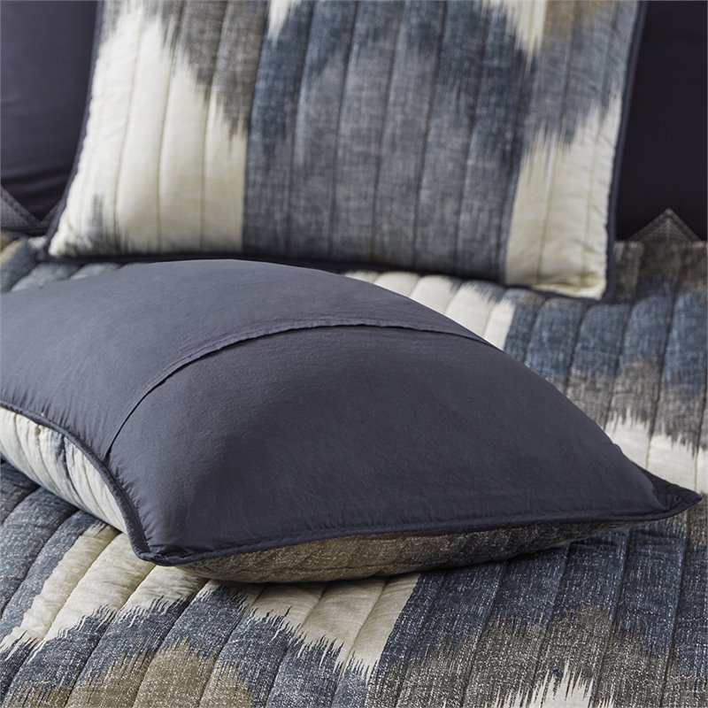 Pemberly Row Mid-Century Cotton Printed Coverlet Mini Set in Navy