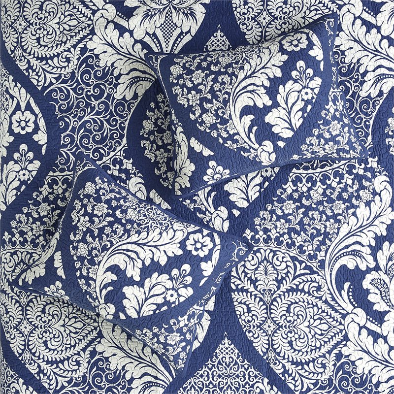 Pemberly Row 6-Piece 100 Percent Cotton Printed Coverlet Set in Blue