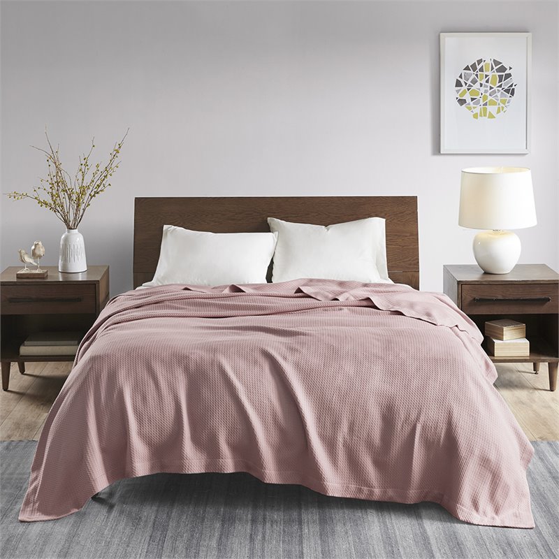 Pemberly Row 100 Percent Egyptian Cotton Solid Blanket in Rose Pink