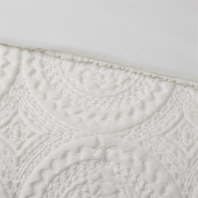 Pemberly Row Polyester Long Fur to Mink Comforter Set in Ivory