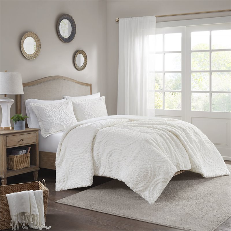 Pemberly Row Polyester Long Fur to Mink Comforter Set in Ivory