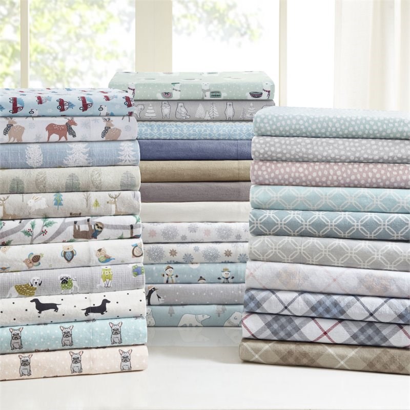Pemberly Row Contemporary Cotton Flannel Printed Sheet Set in Gray Geo