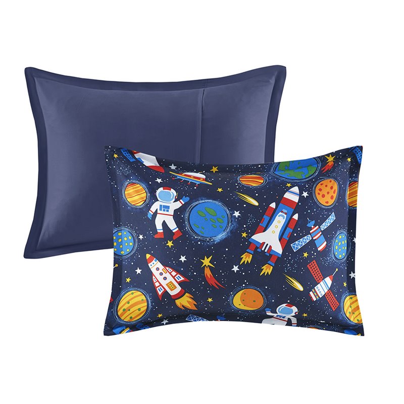 Pemberly Row Contemporary 100 Percent Polyester Printed Comforter Set in Multi