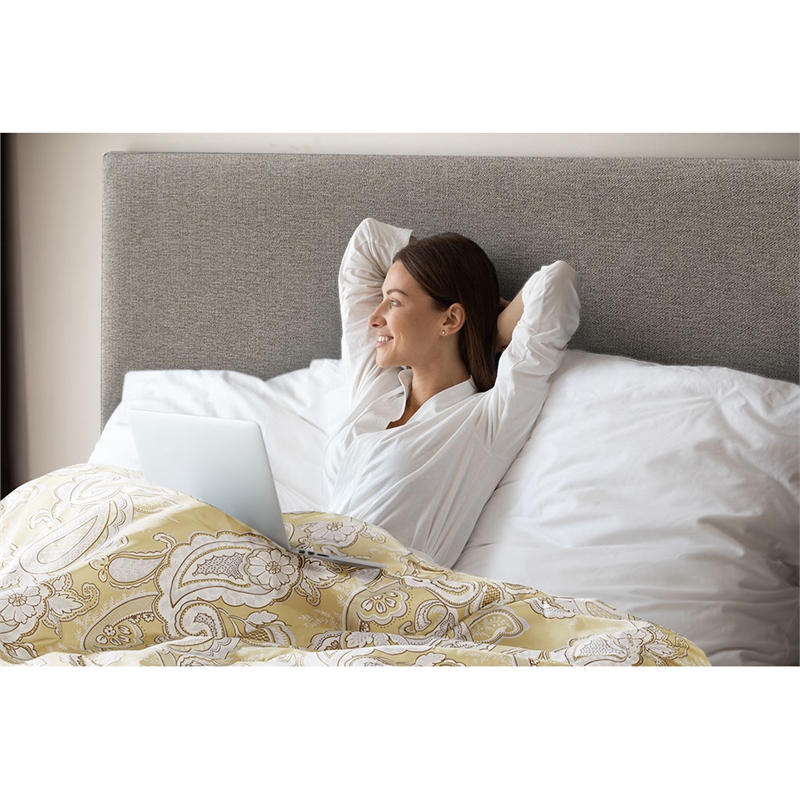 Pemberly Row Contemporary 9-Piece Comforter Set with Sheet in Yellow