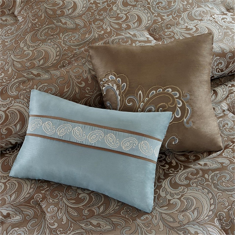 Pemberly Row Contemporary 24 Piece Bedroom Set in a Bag in Blue