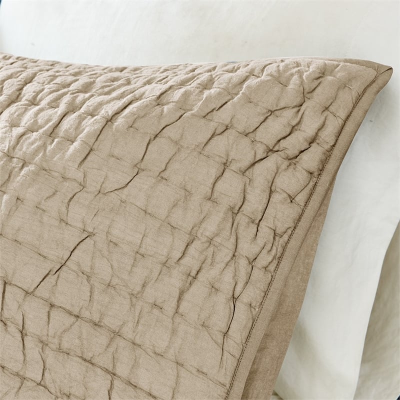 Pemberly Row Contemporary 3 Piece Hand Quilted Cotton Quilt Set in Linen