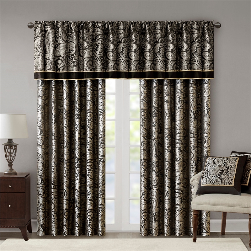 Pemberly Row Modern / Contemporary Jacquard Window Valance in Black
