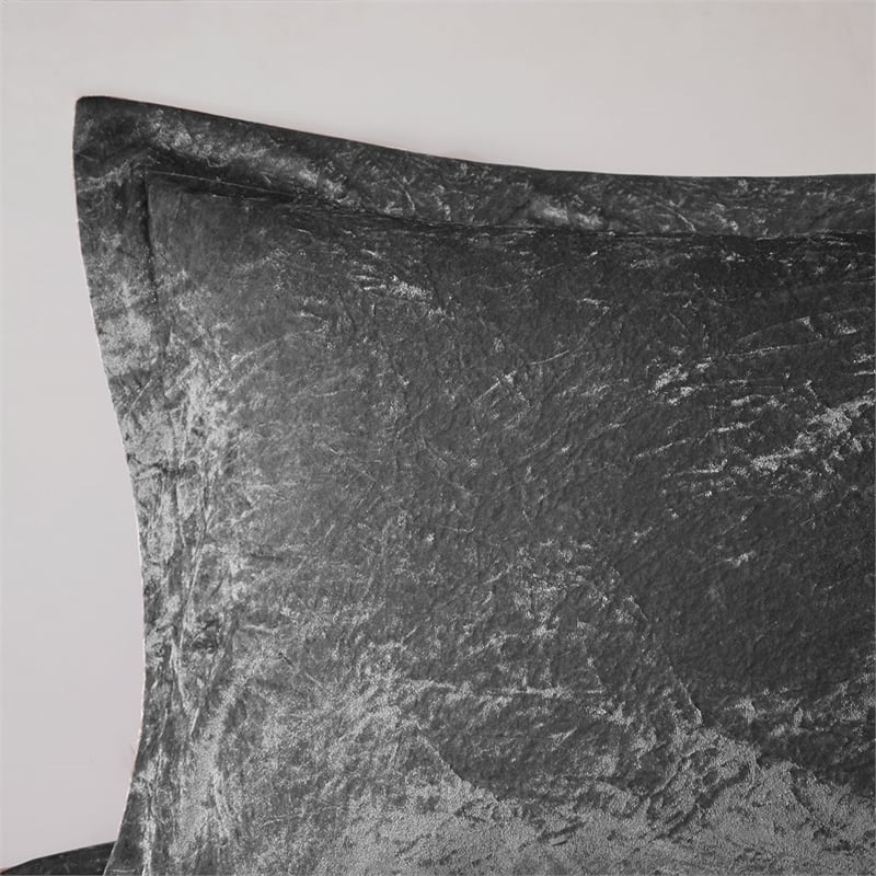 Pemberly Row Modern / Contemporary Velvet Duvet Cover Set in Gray