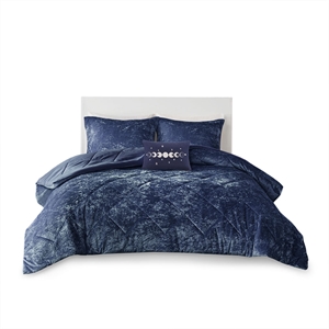 Pemberly Row Modern / Contemporary Velvet Comforter Set in Navy