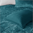 Pemberly Row Modern / Contemporary Velvet Comforter Set in Teal