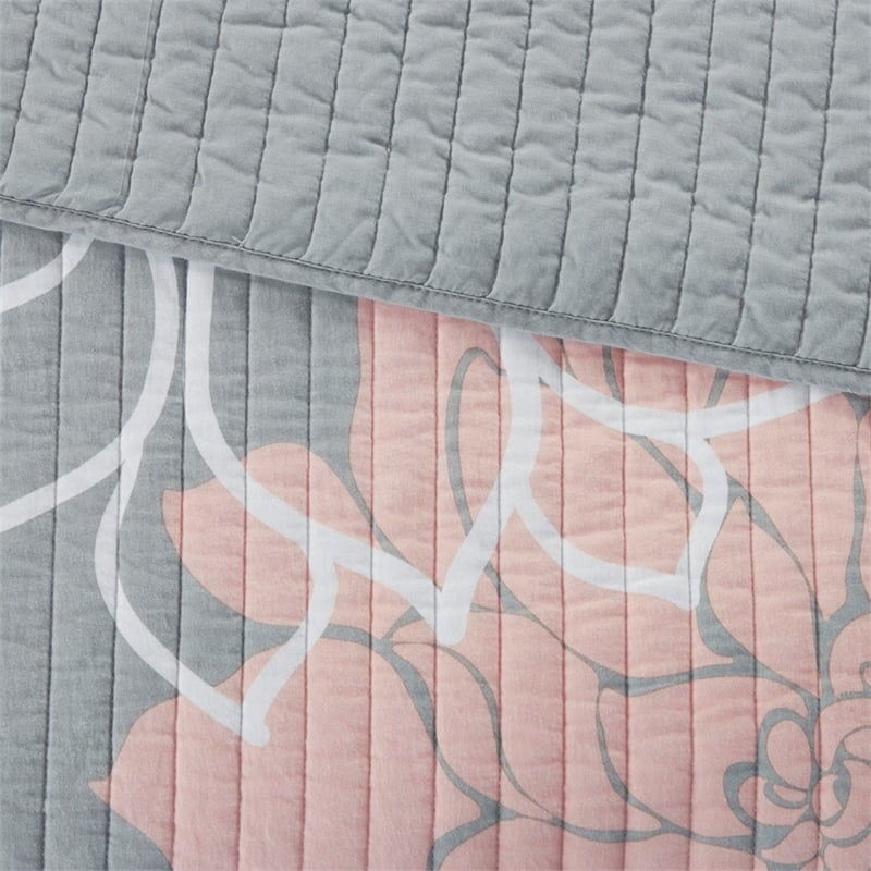 Pemberly Row 6-Piece Cotton Quilt Set with Throw Pillows in Gray/Blush