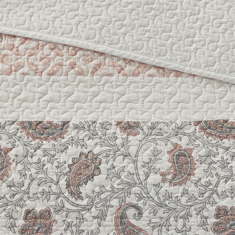 Pemberly Row 6 Piece Cotton Quilt Set with Throw Pillows in Blush King/Cal King