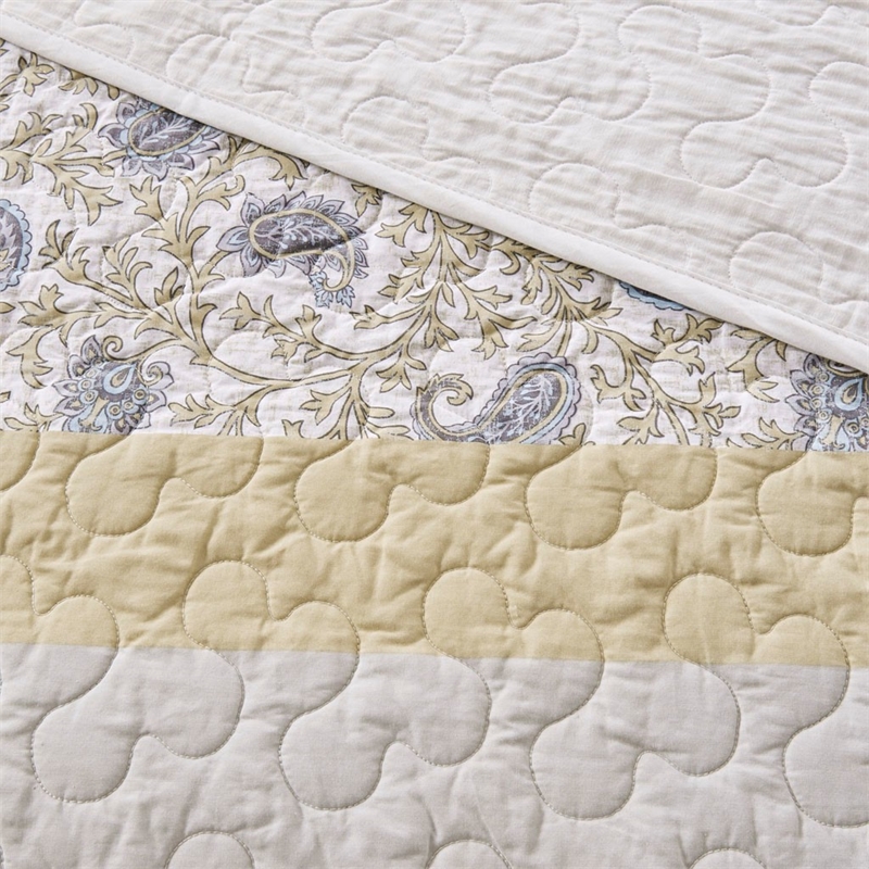 Pemberly Row 6 Piece Cotton Quilt Set with Throw Pillows in Yellow King/Cal