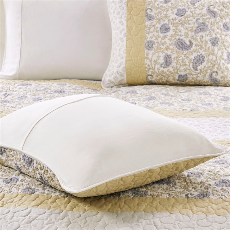 Pemberly Row 6 Piece Cotton Quilt Set with Throw Pillows in Yellow King/Cal