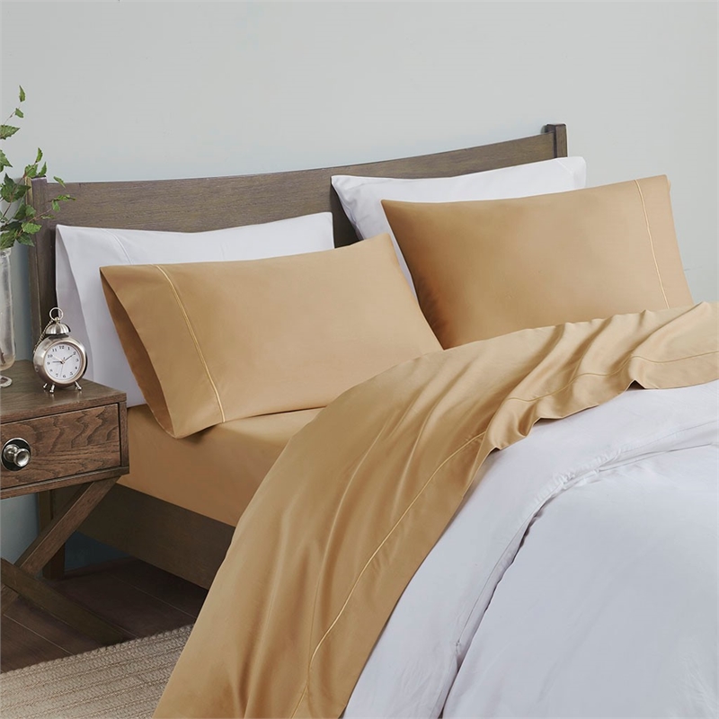 Pemberly Row 600 Thread Count Cotton Sheet King Set in Gold
