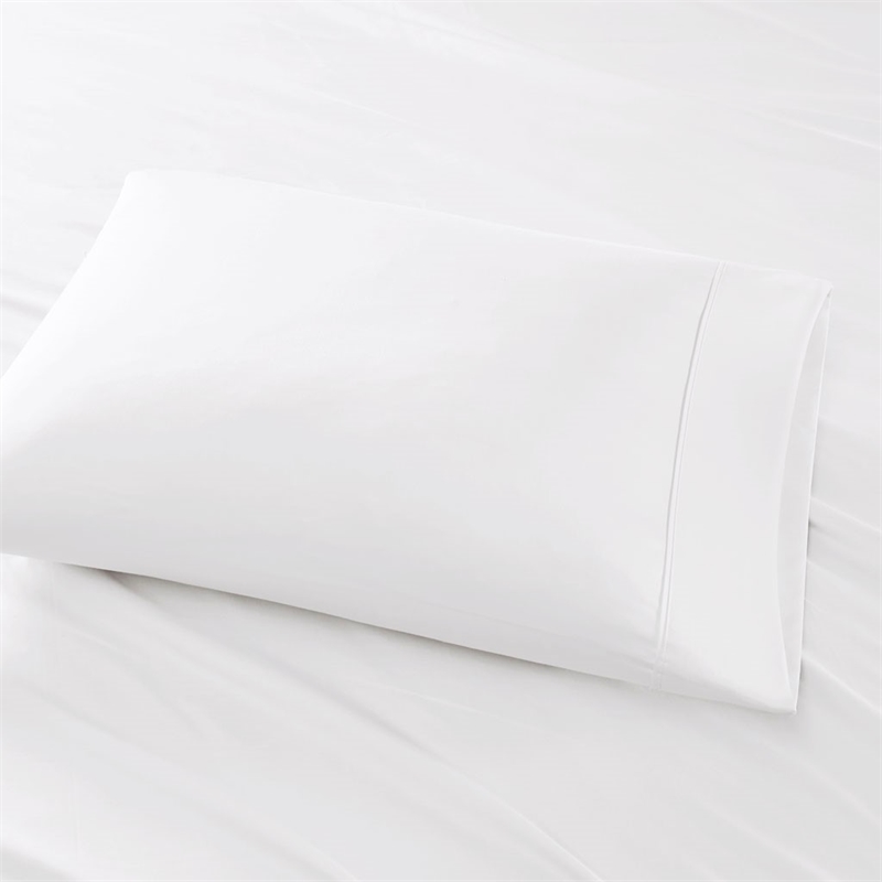 Pemberly Row 800 Thread Count Cotton Blend Sheet Set in White Cal King