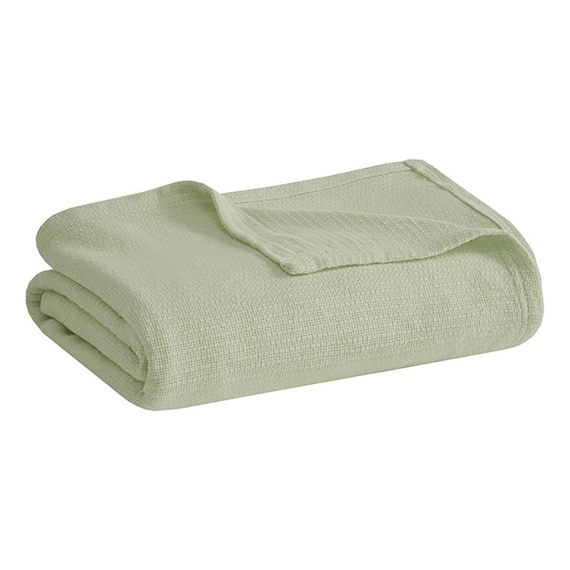 Pemberly Row Contemporary Lightweight Cotton King Blanket in Mint