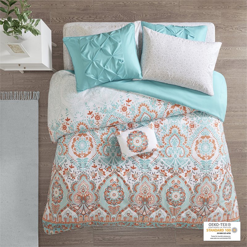 Pemberly Row 6-piece Microfiber Complete Bed and Sheet Set in Blue