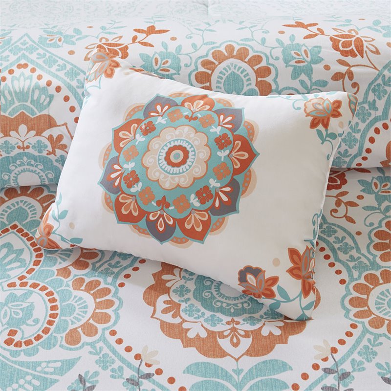 Pemberly Row 6-piece Microfiber Complete Bed and Sheet Set in Blue
