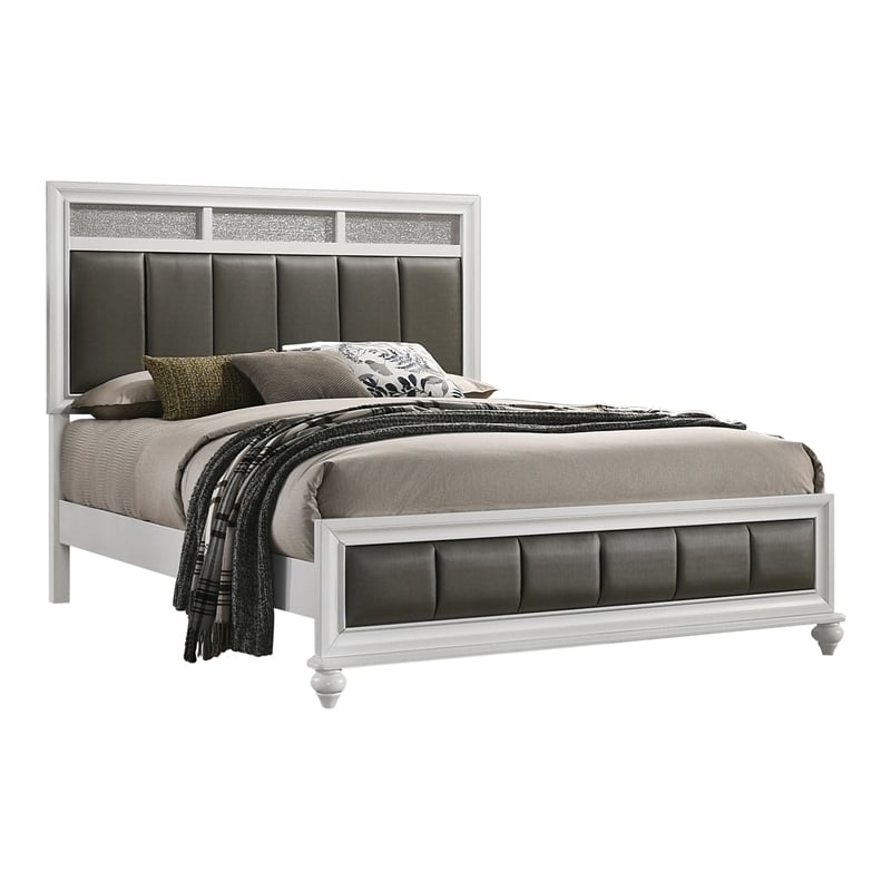 Pemberly Row 4-piece California King Panel Wood Bedroom Set White and Gray