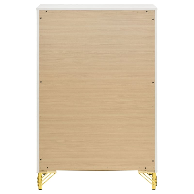 Pemberly Row 5-drawer Wood Rectangular Bedroom Chest in White