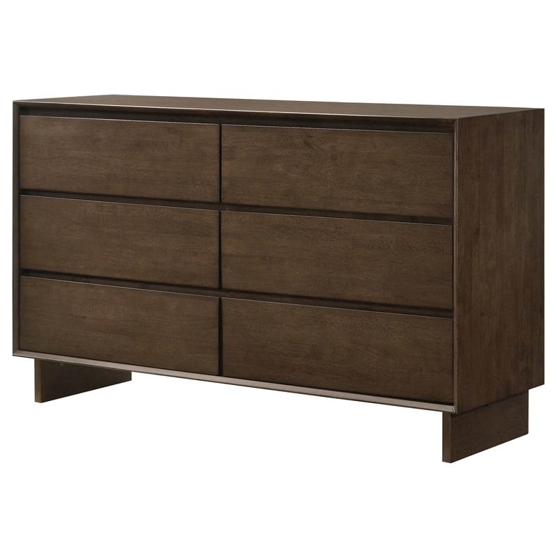 Pemberly Row 6-Drawer Rectangular Transitional Wood Dresser Warm Brown