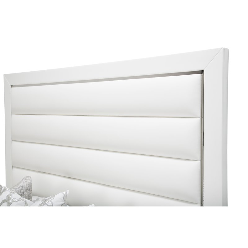 Pemberly Row Modern Metal & Vinyl Queen Panel Bed in Off White
