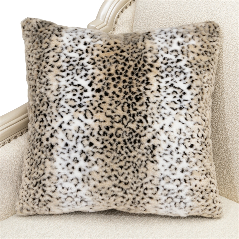 Pemberly Row Traditional Boucle Sofa in French Vanilla/Classic Pearl