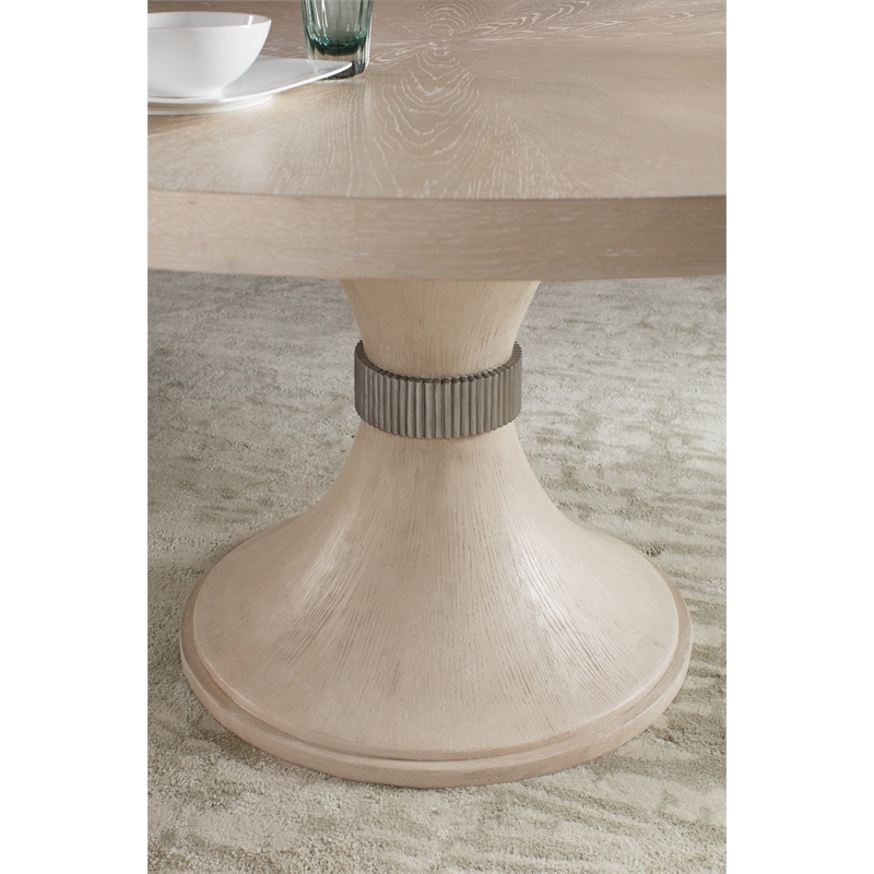 Pemberly Row Transitional Chic Round Pedestal Base Wood Dining Table in Natural