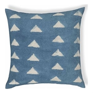 Pemberly Row Indigo Triangles Cotton 20&quot Square Accent Pillow