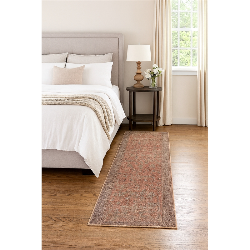 Pemberly Row Ushak Soft Washable Non Slip Area Rug (2'7