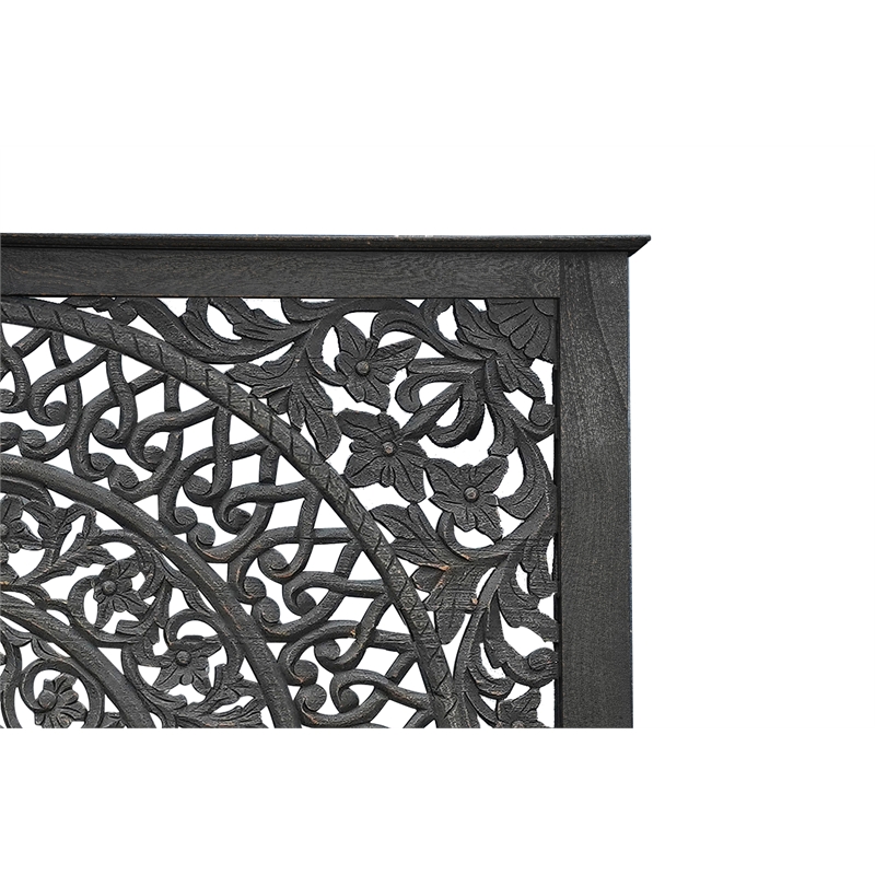 Pemberly Row Traditional Floral Carved Solid Wood Queen Bed in Black