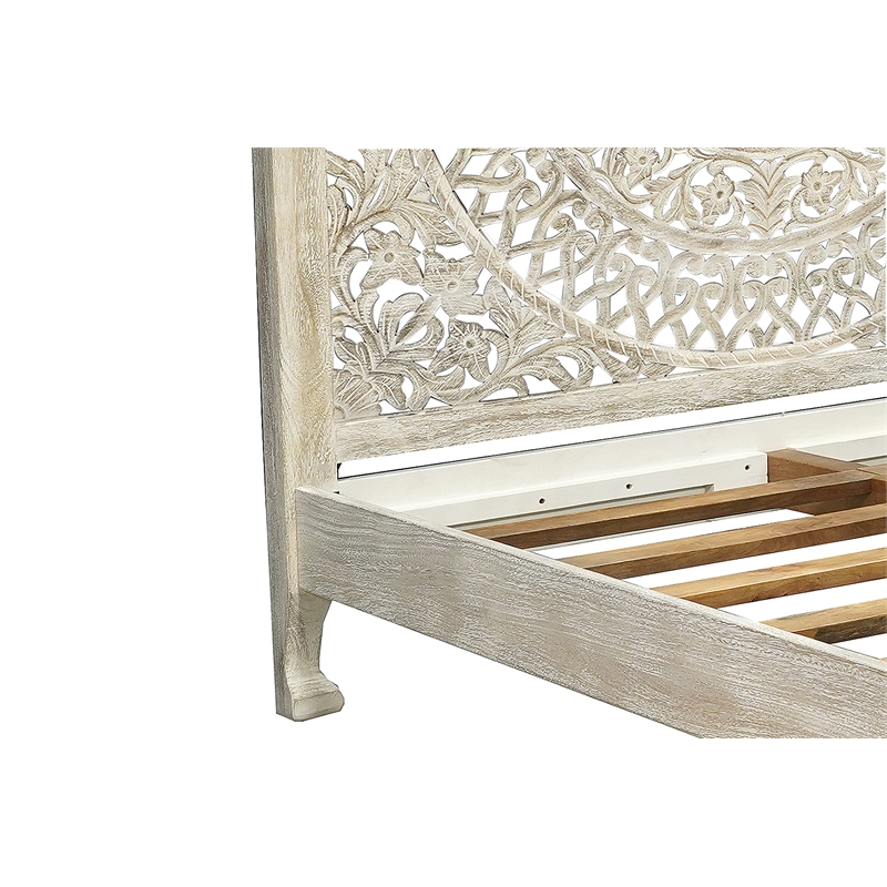 Pemberly Row Traditional Floral Carved Solid Wood Queen Bed in Gray